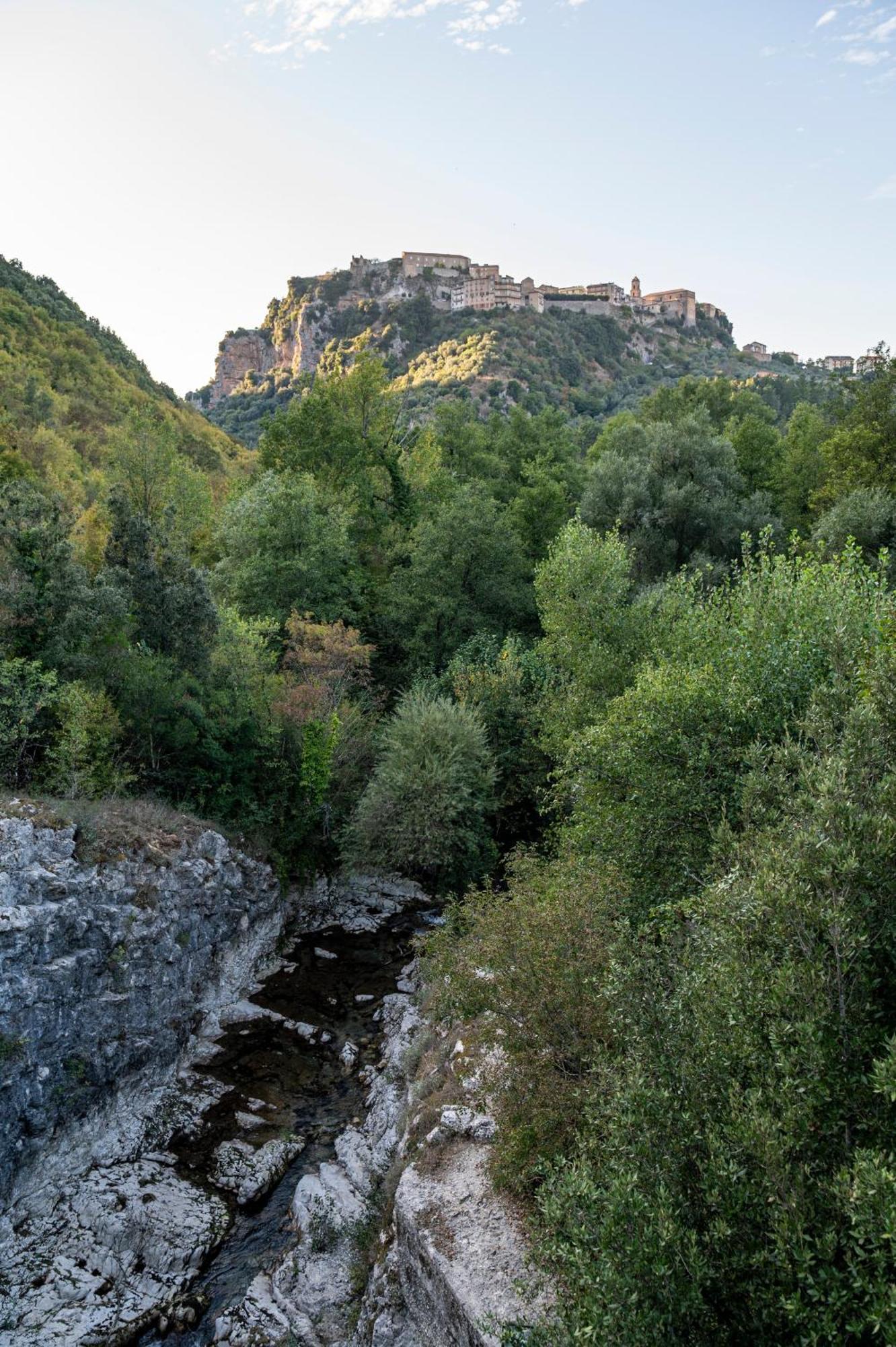 Piazza Laurino Apartments Basic Excursions Alto Cilento Pellegrinaggio Giubilare Exterior foto